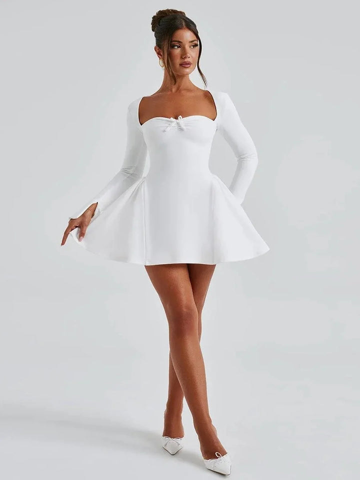 Carlotta | A-Linien-Minikleid mit langen Ärmeln