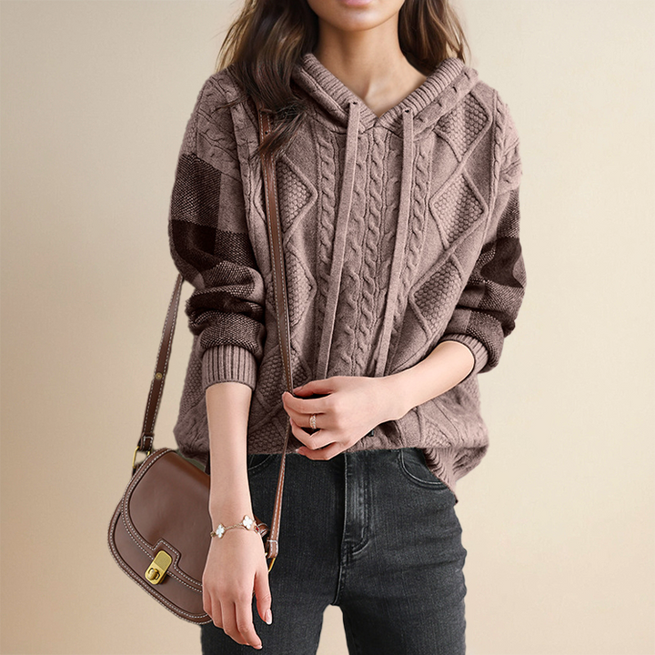 Elsa-Hilde | Strickpullover mit geometrischem Muster und Kapuze