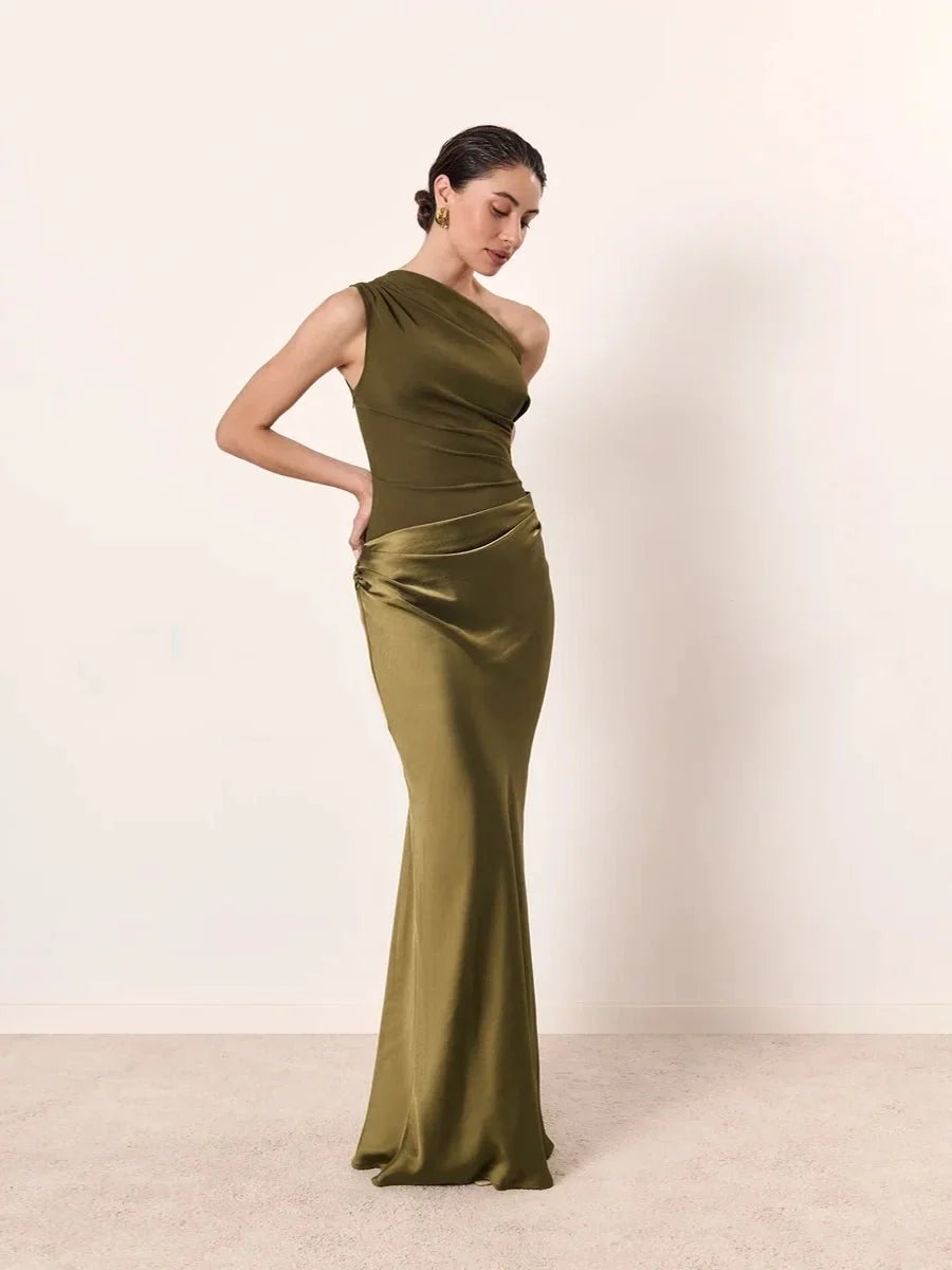 Emilia | Satin-Kleid in Wickeloptik mit Plisseefalten