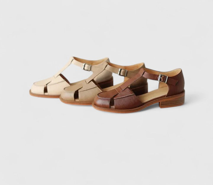 Hanne-Hilde | Geschlossene Sandalen mit T-Riemen