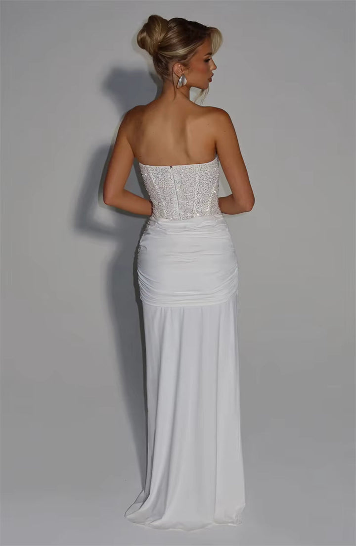 Ortrun | Trägerkleid in Satin-Optik mit V-Ausschnitt