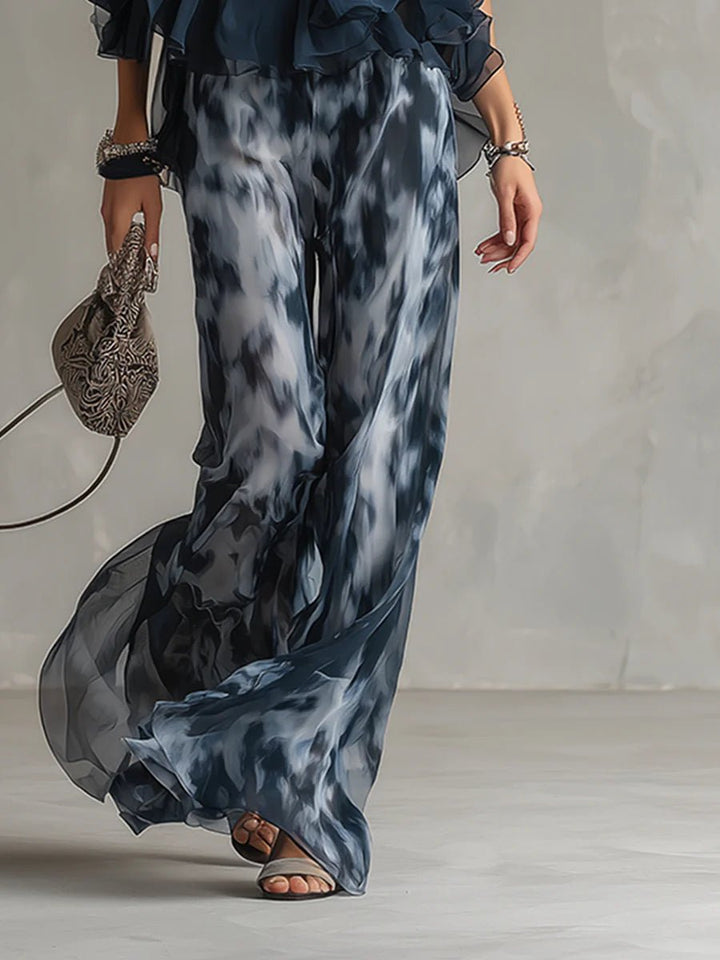 Sylvie | Chiffon-Set mit Neckholder-Top und bedruckter weiter Hose, Navy