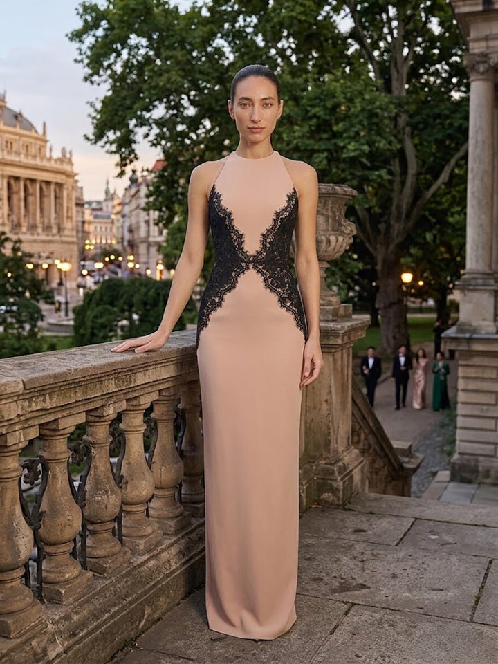 Marlies | Spitzen-Maxikleid mit Rundhals und Cut-outs