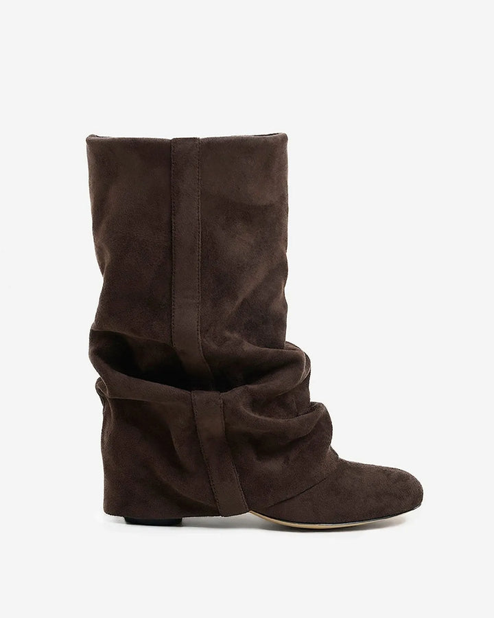 Swanhilde | Kniehohe Slouchy-Stiefel in Lederoptik