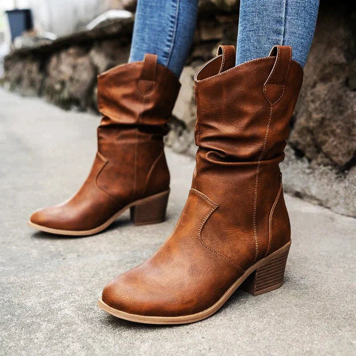 Xenia | Wadenhohe Stiefel mit stabilem Blockabsatz und Anziehschlaufen