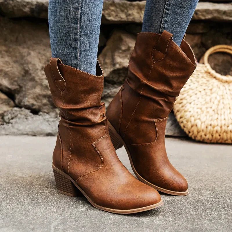 Xenia | Wadenhohe Stiefel mit stabilem Blockabsatz und Anziehschlaufen