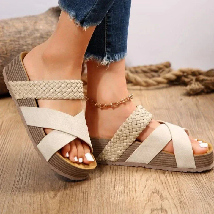 Ava | Bequeme orthopädische Sandale für Damen